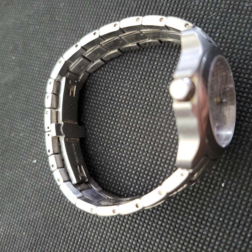 Swiss Army Victorinox Stainless Stl Water Resistant 100m Men's 10652 Wat… - Picture 2 of 10